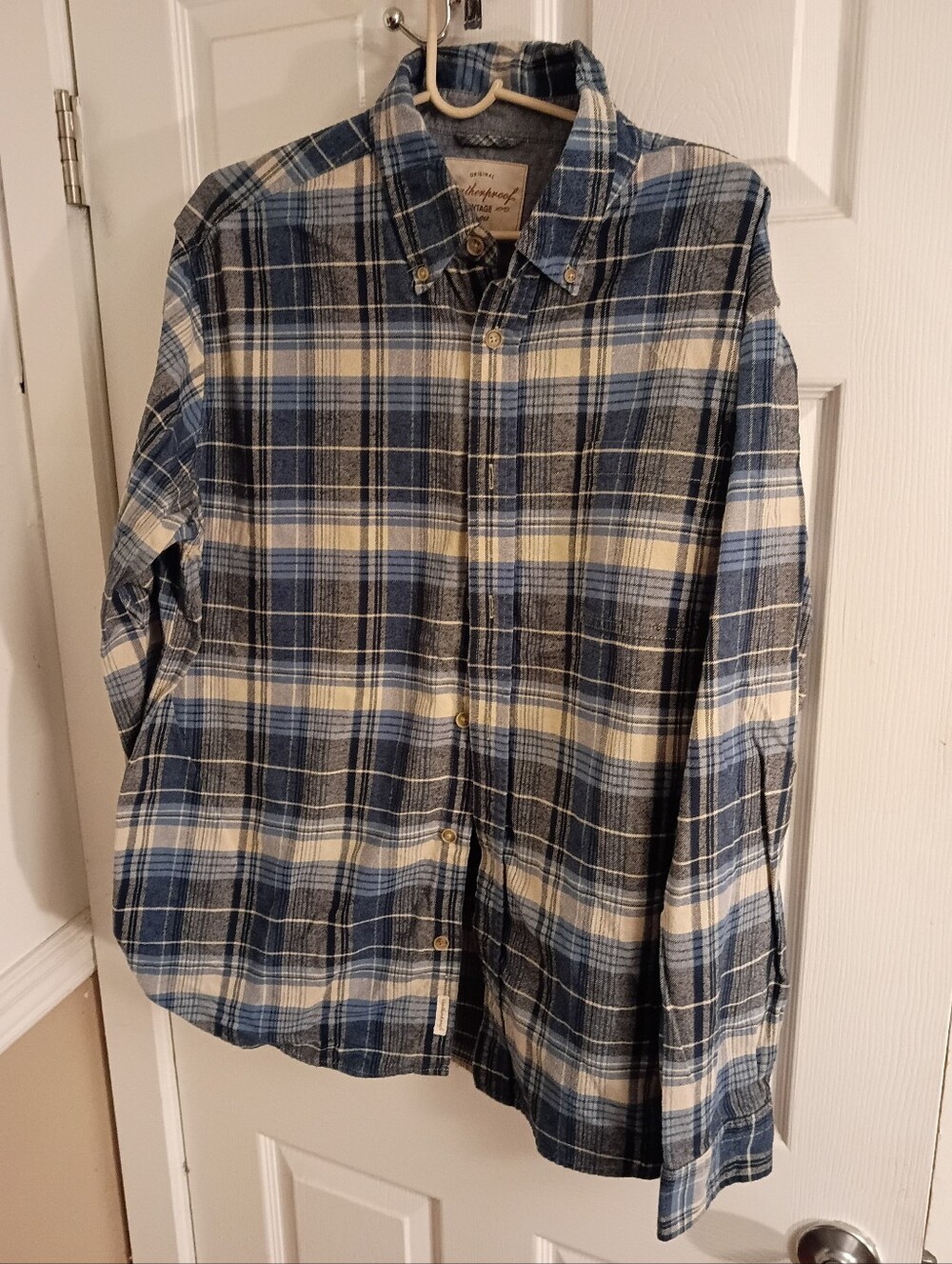 XL Weatherproof Blue and Cream Plaid Button-Down Shirt